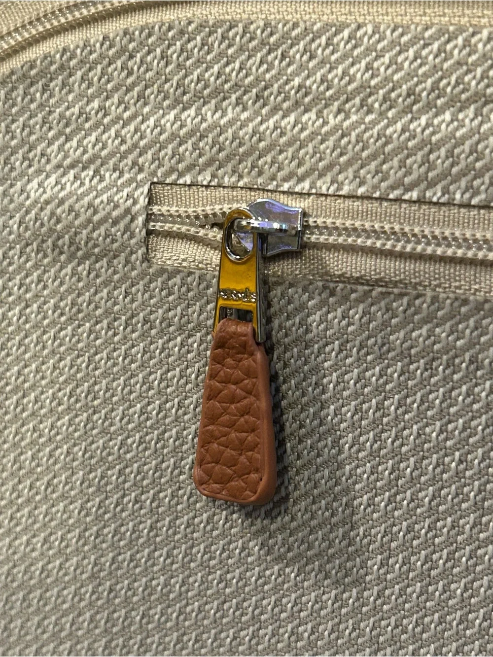 Hermès Luggage set, with trolley, 12hr bag, & charm.
